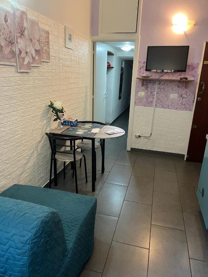 Violet 27 Apartment ฟลอเรนซ์ ภายนอก รูปภาพ